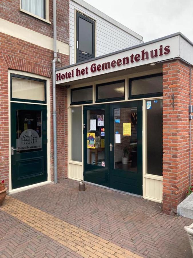 Hotel het Gemeentehuis Uithuizen Exterior foto