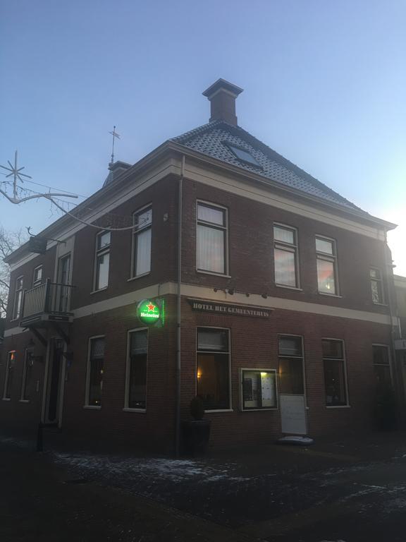 Hotel het Gemeentehuis Uithuizen Exterior foto